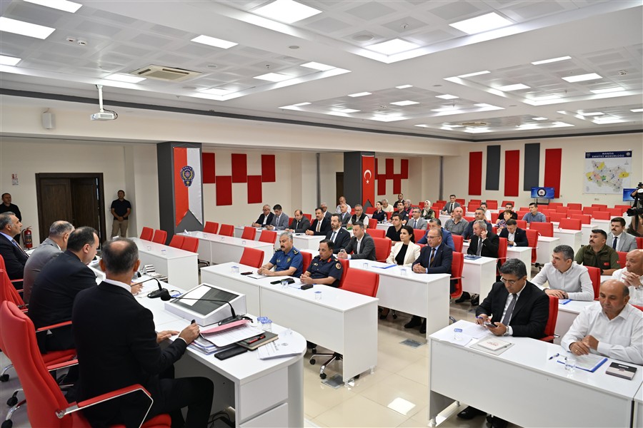 “Toplum Sağlığı, Huzur ve Can Güvenliğini Sağlamak Birinci Önceliğimiz”